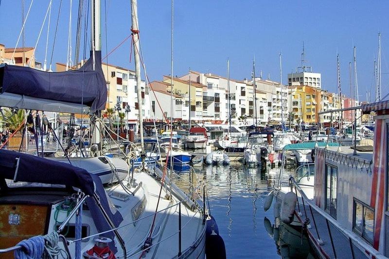 Emeraude Dans